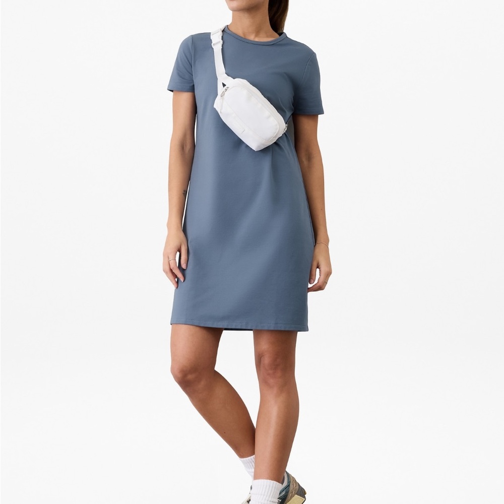 Athleta Blue Casual Mini Dress Short Sleeve Crew Neck